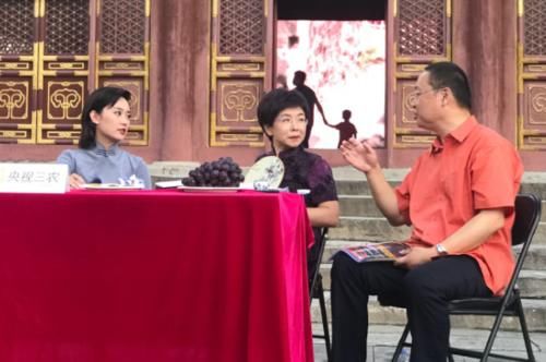  中秋专场|央视筹备《诗词大会》中秋诗会，主持人董卿缺席，李七月呼声高