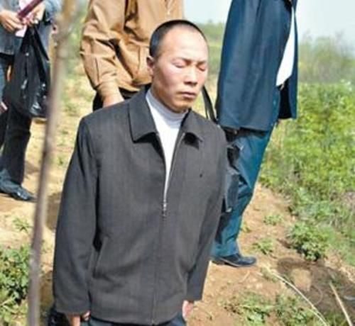 幸福|他因“杀妻被”判15年，11年后妻子突然回家，直言：我现在很幸福