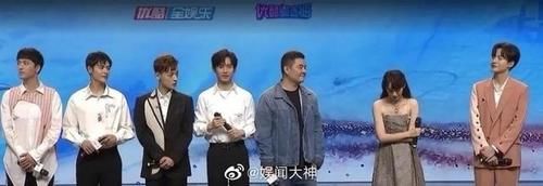 CP|拆CP现场！成毅刻意避开袁冰妍，玩孤立！骚操作导致集体脱粉