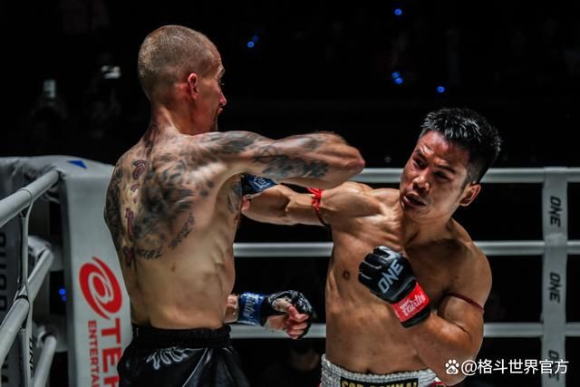 ONE周五格斗夜25！6场比赛3场终结，育乐佩分歧判定拿下四连胜