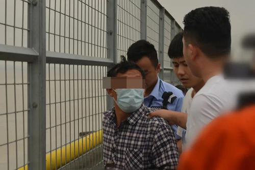 观潮|逃犯慕名去钱塘江观潮被警方抓获：潮还没观成，人被抓了