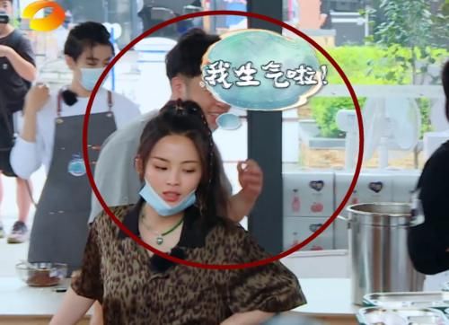  看清|《中餐厅》王俊凯第一次吐槽杨超越，谁看清她下意识反应？甜齁了