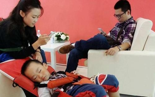  预防|人贩子眼中，这四种孩子最好“下手”，父母要懂得预防