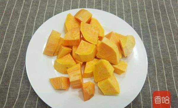 做法|红薯别只用来熬粥,试试这种做法,清甜酥脆饱腹减脂