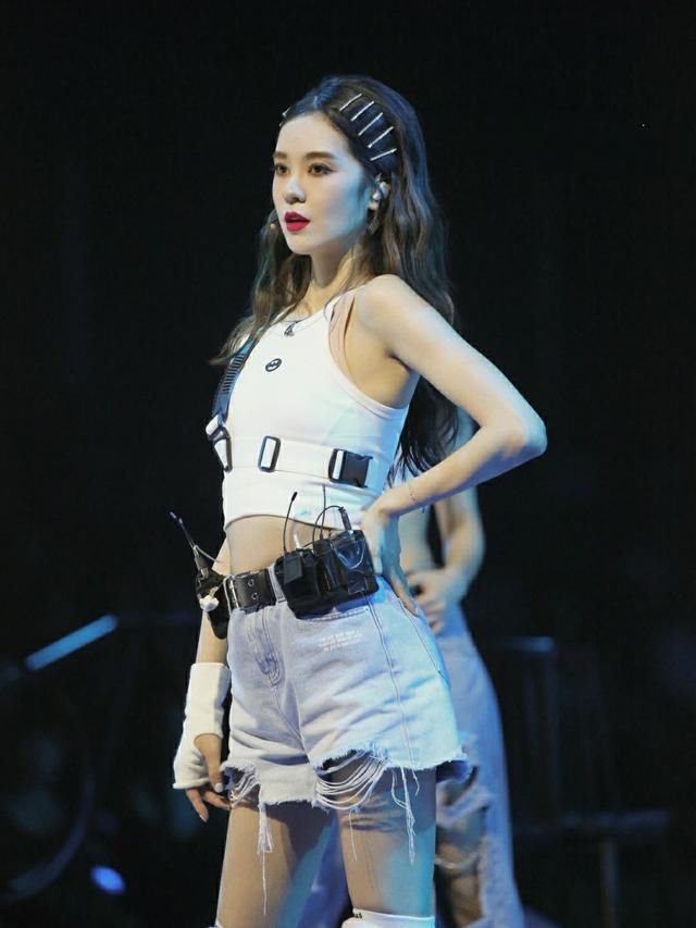  浪姐|《浪姐》四公宁静组造型惊艳，淘汰名单被曝出，观众喜爱度排名看不懂