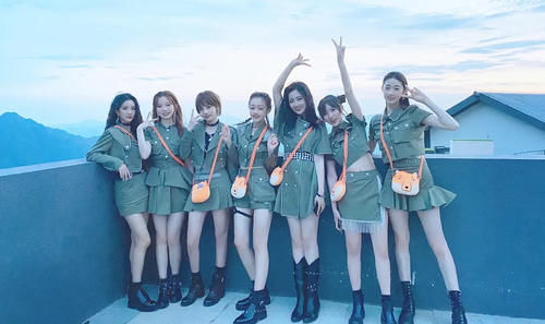  晚会|硬糖少女9月行程：晚会团综应接不暇，希林资源最好，全员仅4天假期