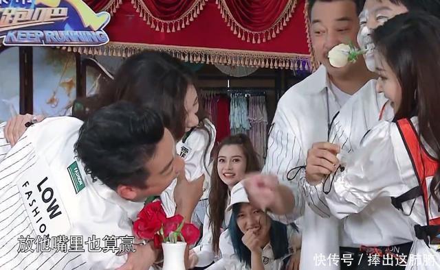  巅峰|《奔跑吧》开光了“时尚秀”三秒一个笑点，收视狂飙重回巅峰