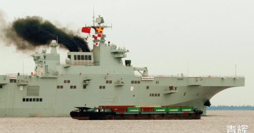 桅杆|075海试归来，桅杆都被烟熏黑了，我国有更好的发动机为什么不用？