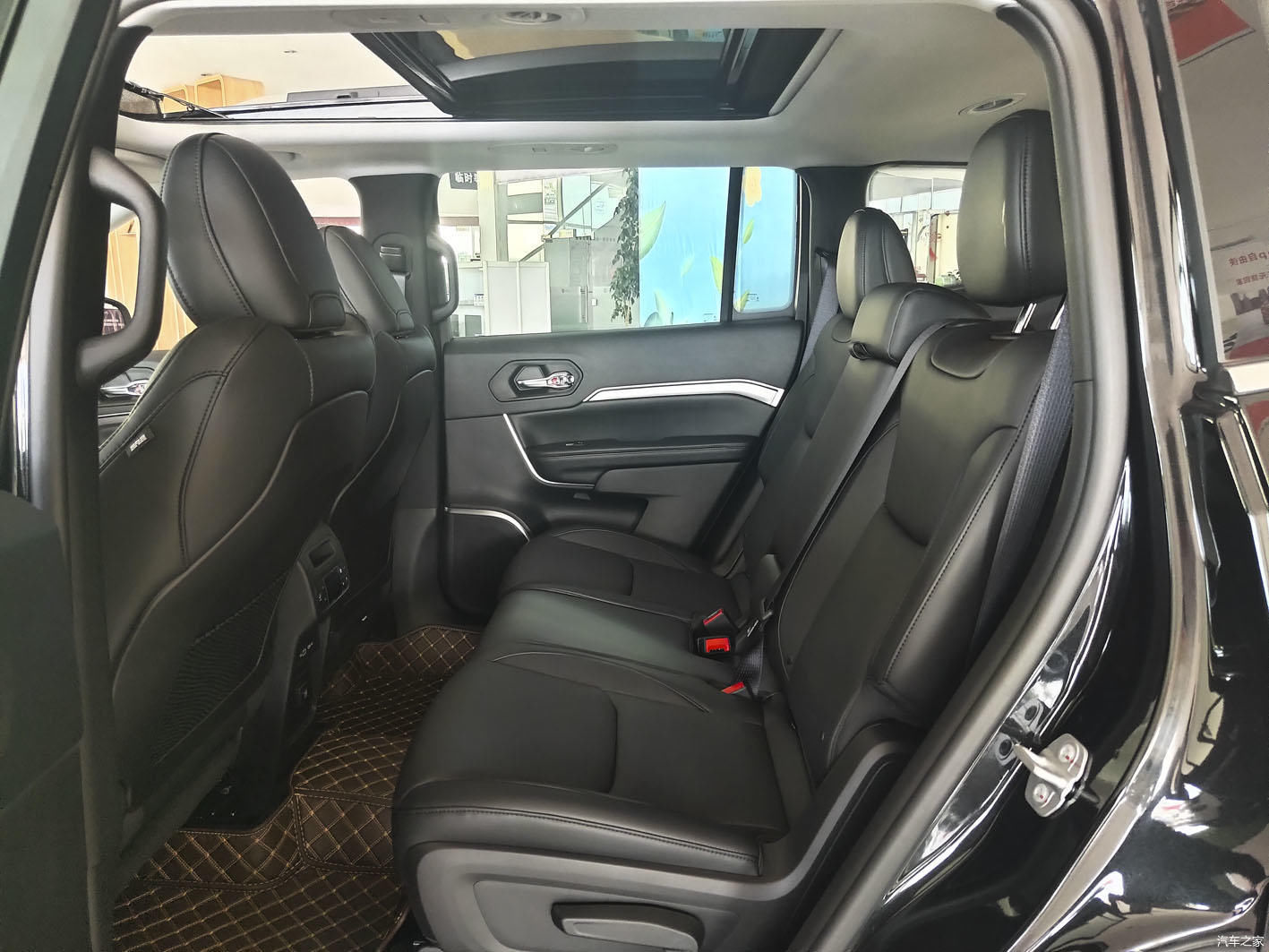  克莱斯勒公|Jeep大指挥官这个车怎么样？让窦先生深入解析一下吧