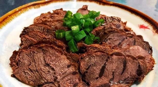  牢记|卤肉店的酱牛肉为何酱香肉嫩? 牢记4个窍门, 教你卤制酱牛肉方法