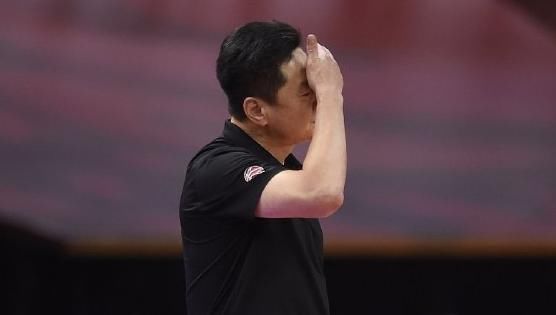 李春江|李春江将辞职?赛后自觉承担全责,太子爷真给老爸丢脸了