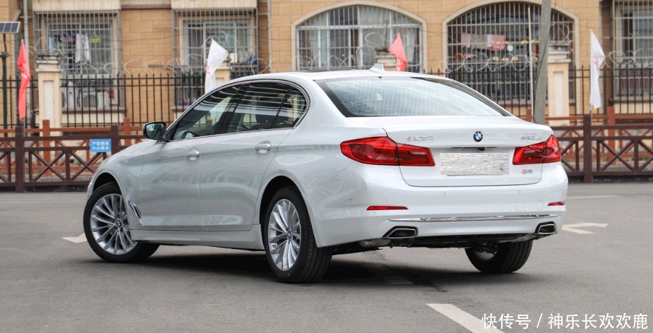  宝马|6.9秒破百，车长5米还配全时四驱，宝马5系这次做对了吗？