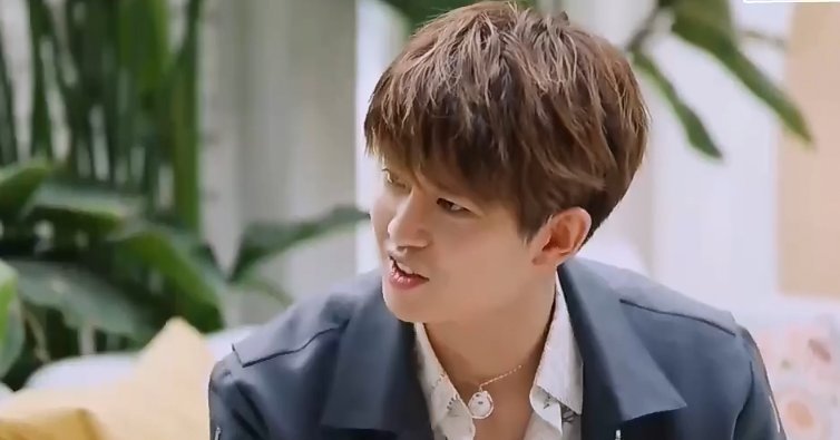 亲爱|任嘉伦上《亲爱的请放松》,打乒乓球翻车,对上张大大耿直过头了