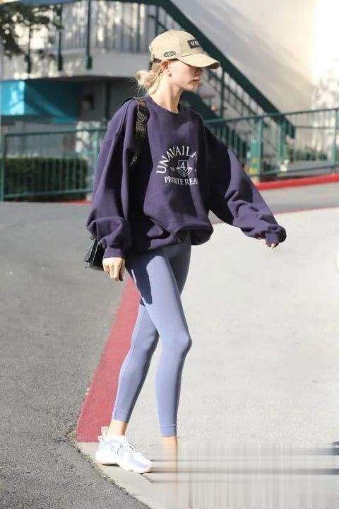  经典|是时候穿卫衣了，2020秋冬最时髦打开方式，好看爆了