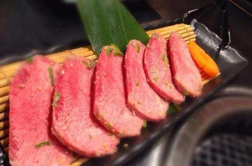 和健康|菜肉主食,吃饭先吃哪一个?顺序对了,胃更舒服