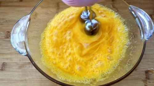 最火|街头卖得最火的「老式脆皮蛋糕」,教你在家做,减油减糖更健康