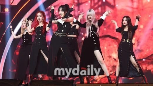  节目|「MD PHOTO」 韩国女团GFriend夺本周《show champion》节目冠军