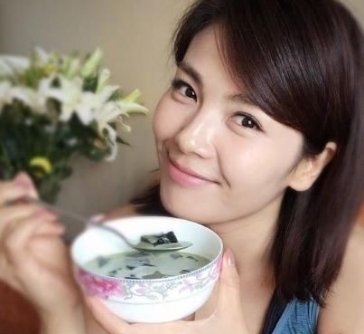 刘涛|40岁刘涛保持体重不过90斤，看看她吃的早餐，就知道秘诀在哪了！