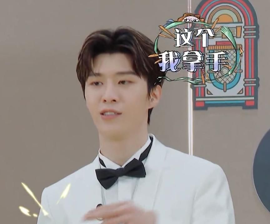  郑乃馨|硬糖少女nene郑乃馨和范丞丞斗舞，导演当场笑懵：真没包袱！