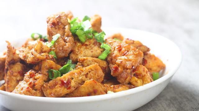  鲜嫩|水煮干豆腐，鲜嫩爽滑，简单易学，吃一次就忘不了