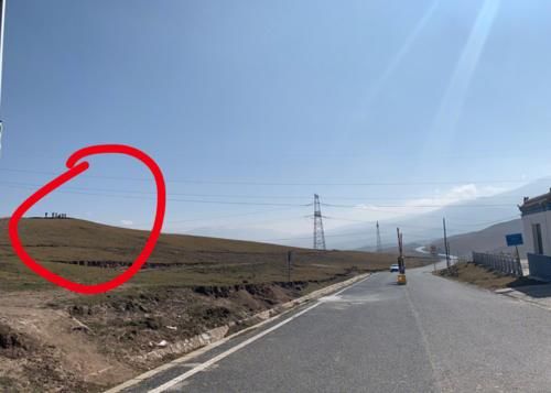  节目|蔡徐坤又被曝路透，两大男神同场他最耀眼！一看拍摄实情：站姐太拼了