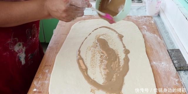 十足|手把手教您在家做麻酱烧饼,香酥爽口,酱香十足,简单美味