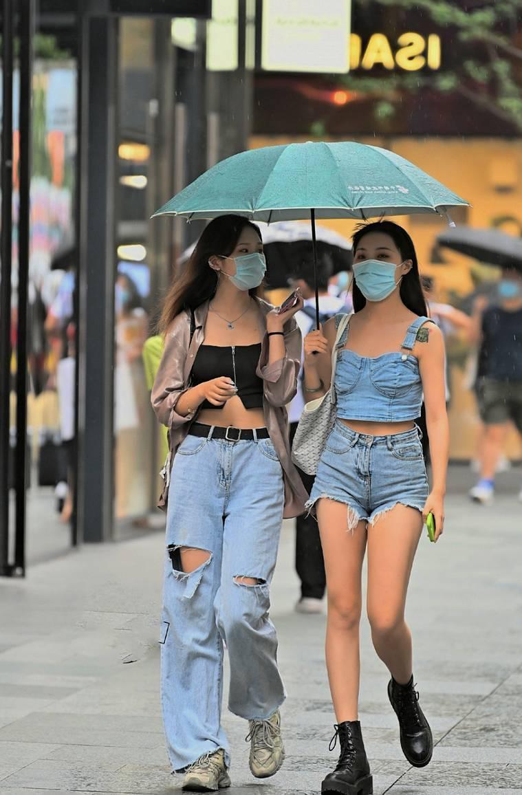 拥有|拥有大长腿不是梦,告别传统穿搭吧,阔腿裤带你引领时尚圈!