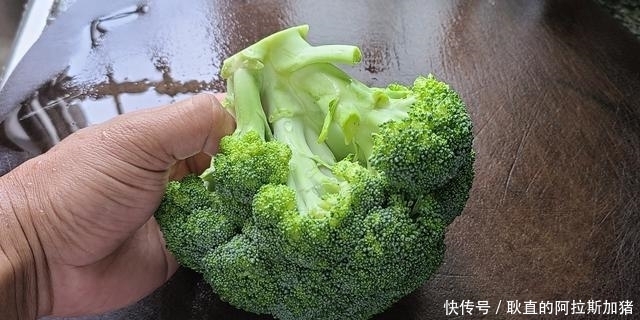 凉拌花菜|花菜最简单的做法,学会这个家常做法,开胃下饭,天热要多吃