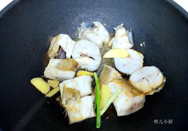  调料|不管炖什么鱼，千万不要放这2种调料，不然鱼腥味去不了太难吃！