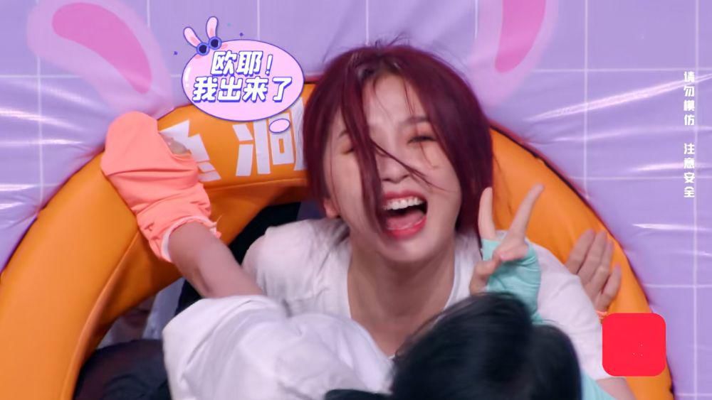  王一博|五人钻一个洞 肖战王一博都不敢这么玩“战狼”女团实至名归