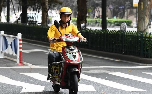 互殴|外卖员送外卖途中与他人互殴，外卖公司需要承担责任吗?