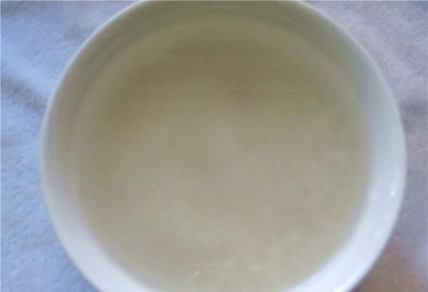 放糖|炖银耳汤直接放糖就大错特错了多加这“1步”,银耳羹清甜粘稠