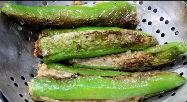  入味|馋哭隔壁小孩的“青椒酿肉”出教程啦，好吃入味下饭，真解馋