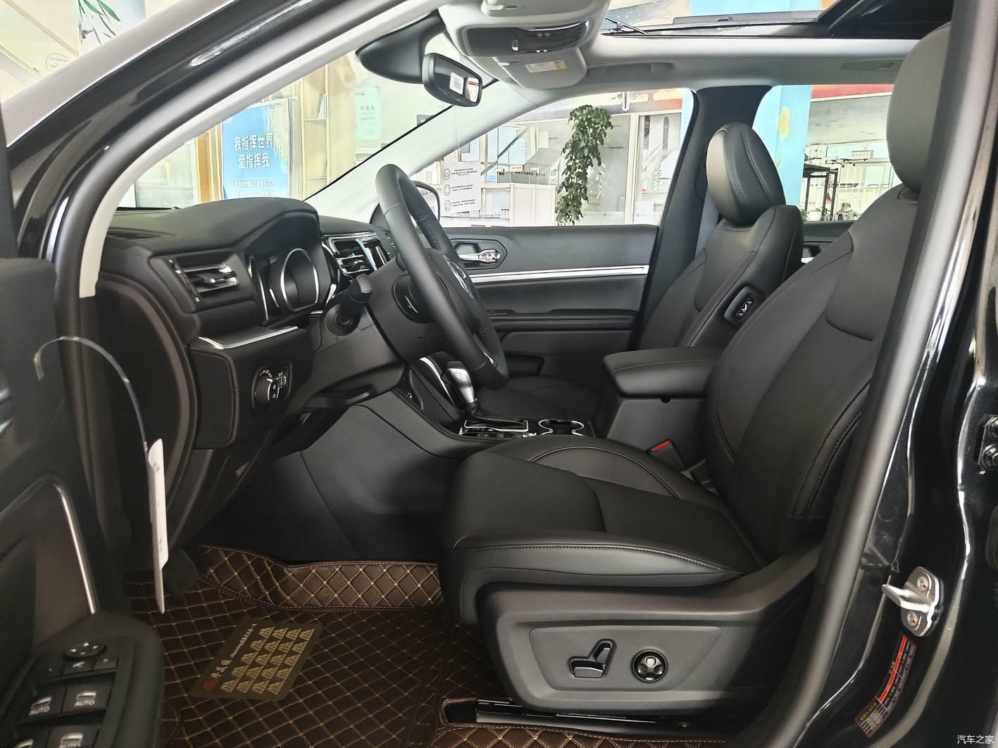  克莱斯勒公|Jeep大指挥官这个车怎么样？让窦先生深入解析一下吧