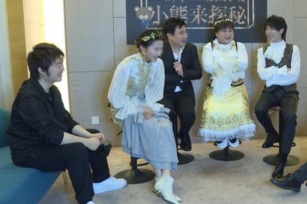 开起|王牌第五季谢幕,最后一期嘉宾都是大腕级,最后还开起了直播