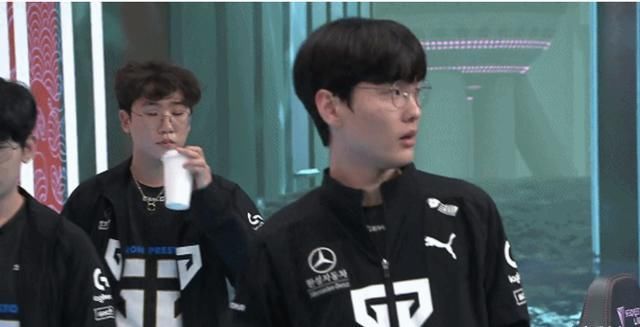 回去|GEN淘汰上单看Clid眼神吓到米勒,回去就要被霸凌!Doinb不满点名开撕