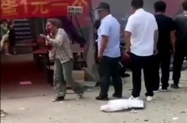  饭店|萝北县一饭店发生液化气罐爆炸 12人受伤