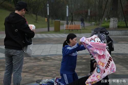 胜诉|重男轻女的父母没能力养二胎,拖22岁姐姐抚养遭拒,起诉女儿胜诉