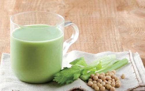  减肥|“最有助于减肥”的4种饮品，绿茶上榜，第一的它“热度最高”！