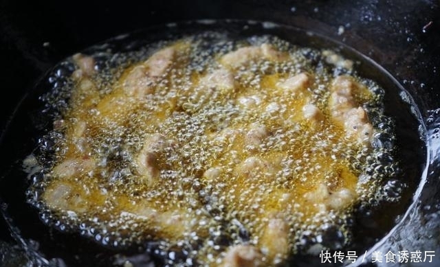 红薯淀粉|炸小酥肉记住两个制作关键点,你做的绝对比海底捞的还好吃