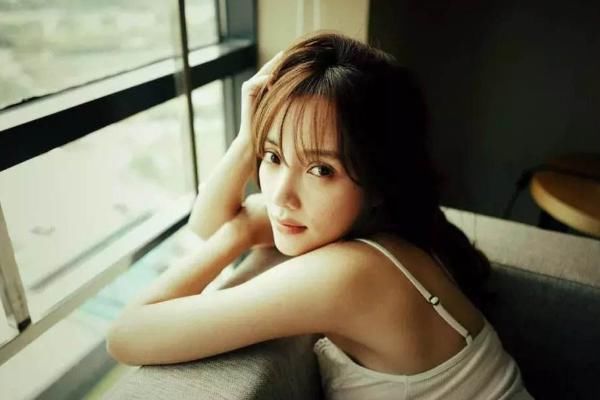  喜欢|李小璐真喜欢穿嘻哈风，穿迷彩服装跳舞，不去《姐姐》可惜了