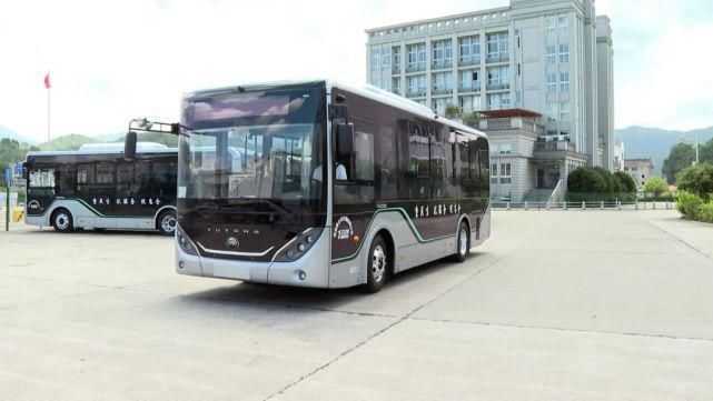 装有|12辆新款公交车已到青田！装有“神器”，易燃液体一“闻”便知~