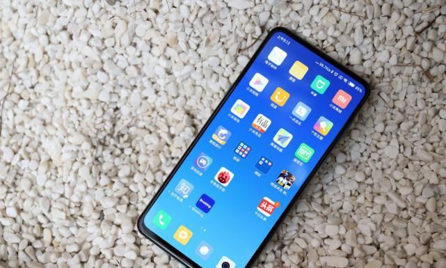  设计|小米MIX 4设计图曝光，屏下前摄+副屏设计，最快明年初发布！