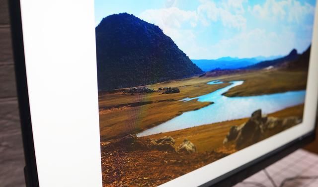  气质|做一个有气质的显示器：联想Q27q故宫文创版赏析