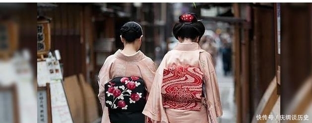 枕头|日本女人天天背个枕头干什么?