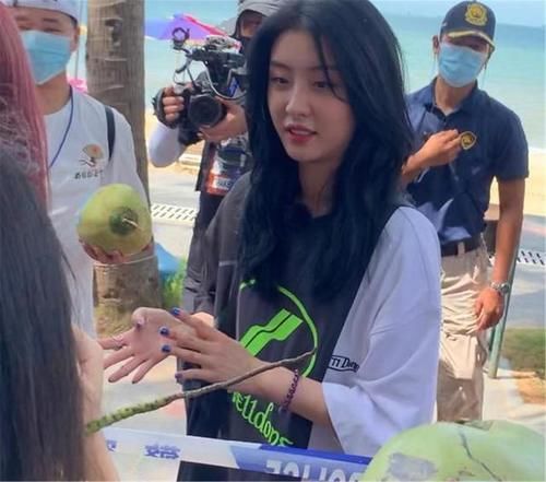 谢可寅|THE9资源分配不均,赵小棠谢可寅录制新综艺,其他成员没动静