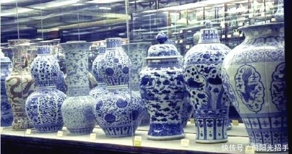 总价值|姨妈去世后, 他打开地窖发现60000多件国宝, 总价值8000亿, 全上交国家