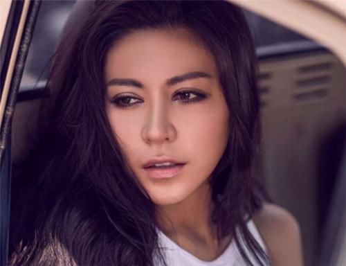  如今|那英曾经淘汰的3位歌手，如今个个凭实力爆红，网友：真打脸！