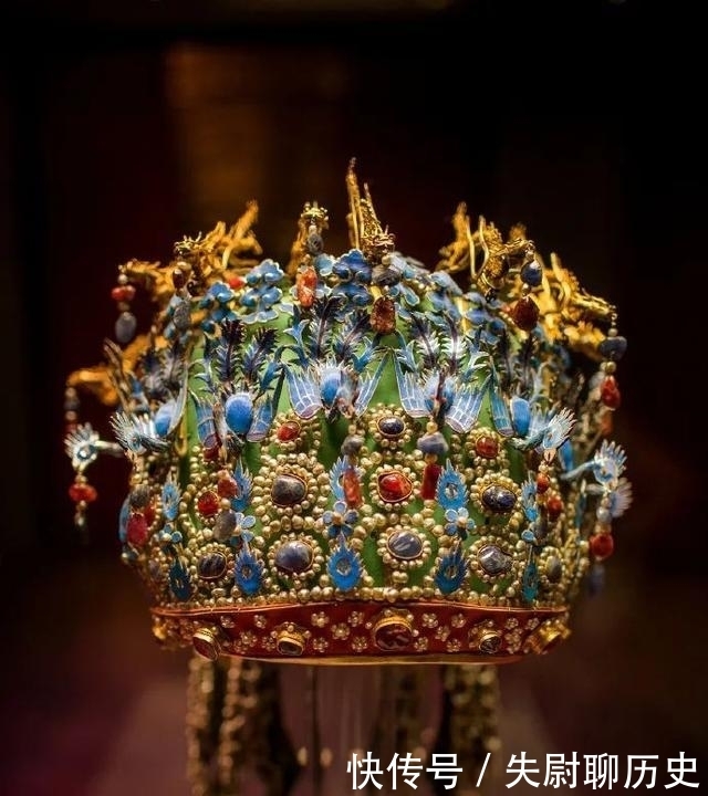 子朱常洛|「古迹探真」定陵出土4顶绝美凤冠 它们的主人究竟是谁