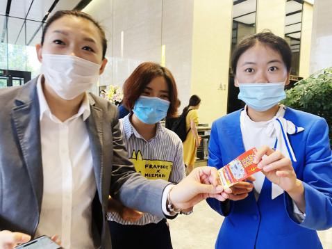 济南|“小礼大爱 为福添彩”——山东福彩走进济南万科中心